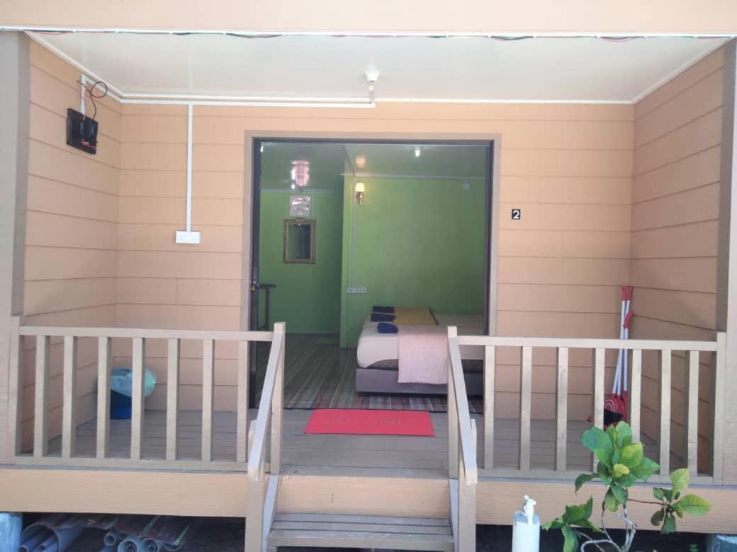 Oceanboys Inn Kampong Pasir Panjang  Buitenkant foto